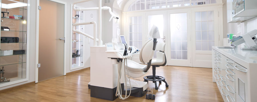 Dipl. Stomat. Olaf Becker